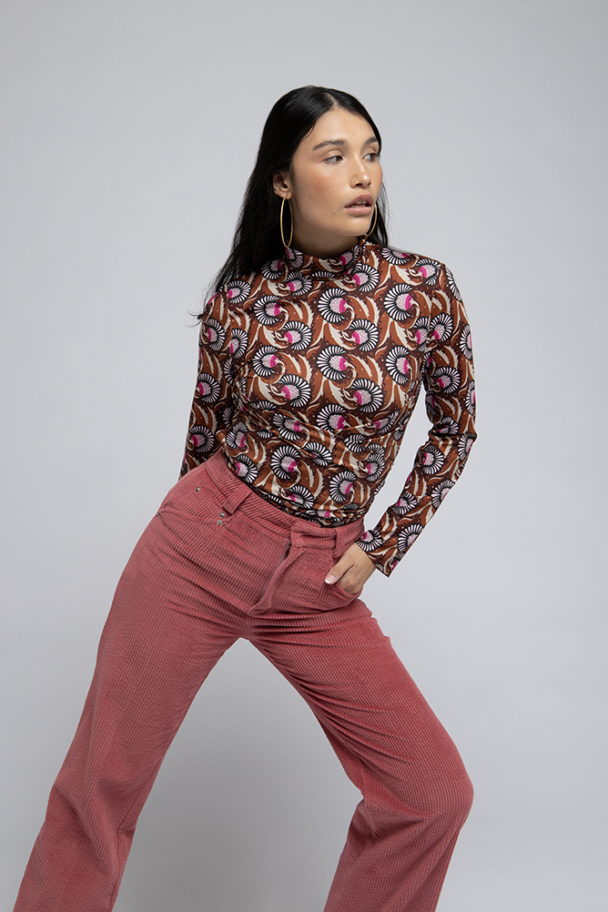 Top Capricornio Marrón